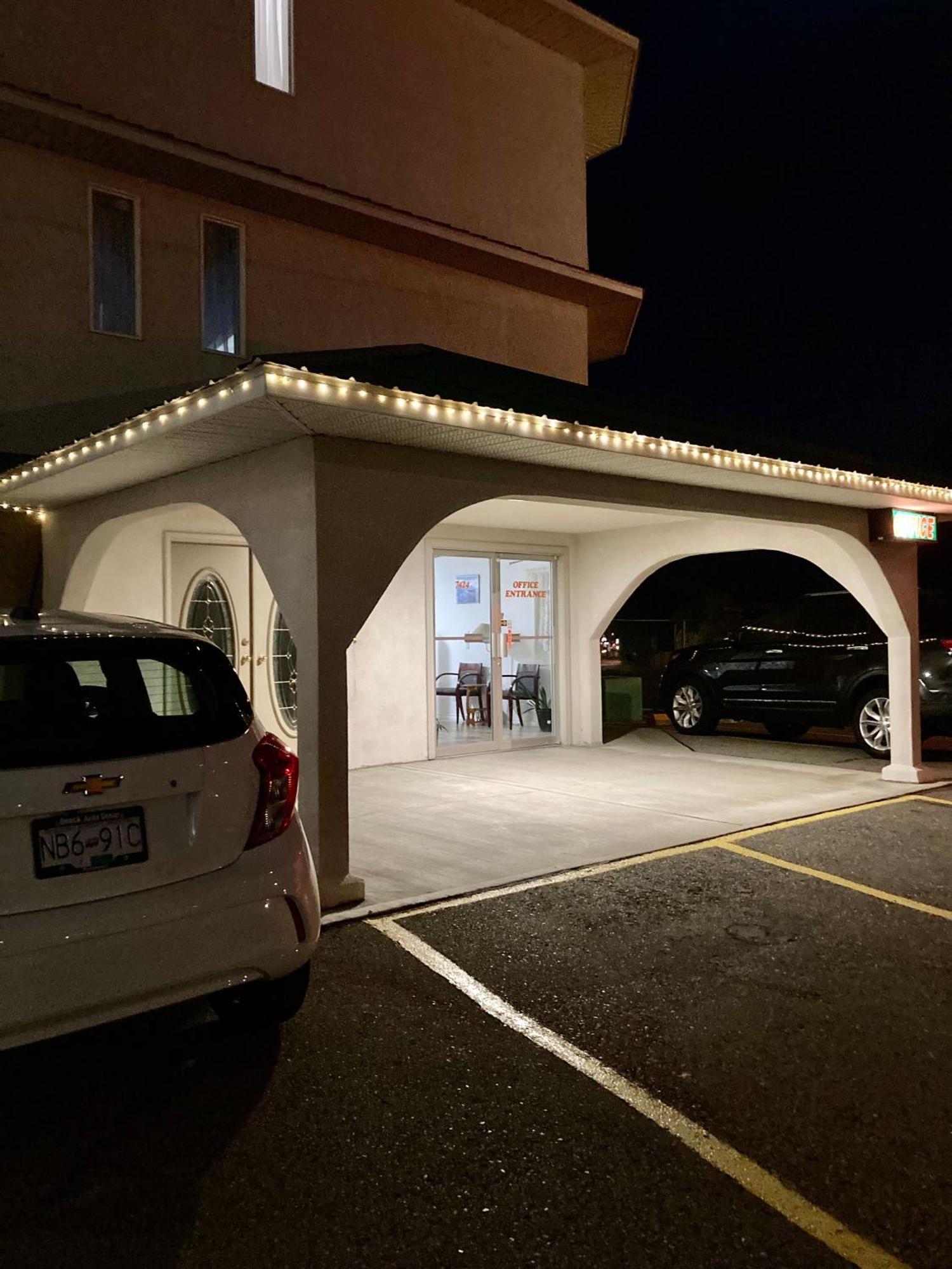 Motel 99 Grand Forks Extérieur photo
