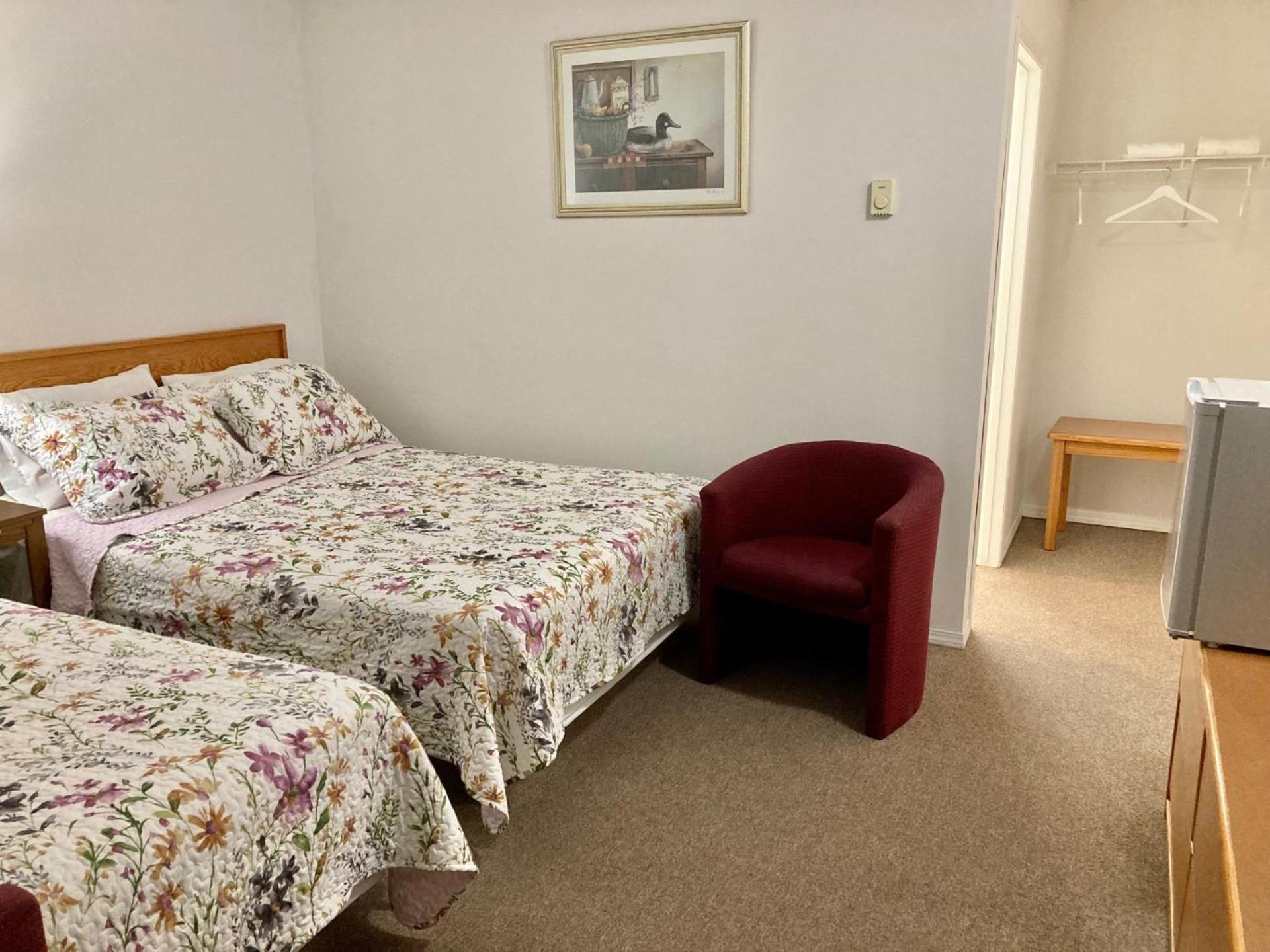 Motel 99 Grand Forks Extérieur photo
