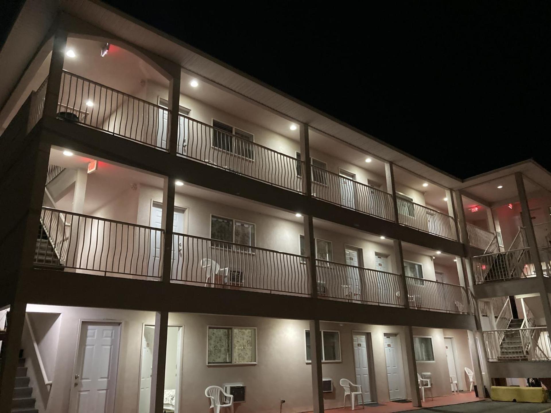 Motel 99 Grand Forks Extérieur photo