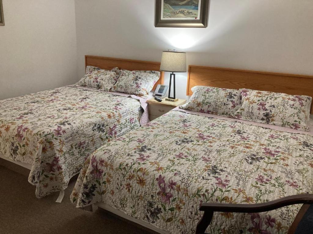 Motel 99 Grand Forks Extérieur photo